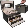 Сатинова скринька для прикрас BEAUTYLUSHH, чорна, з дзеркалом і ключем Сатинова скринька для прикрас BEAUTYLUSHH, чорна, з дзеркалом і ключем